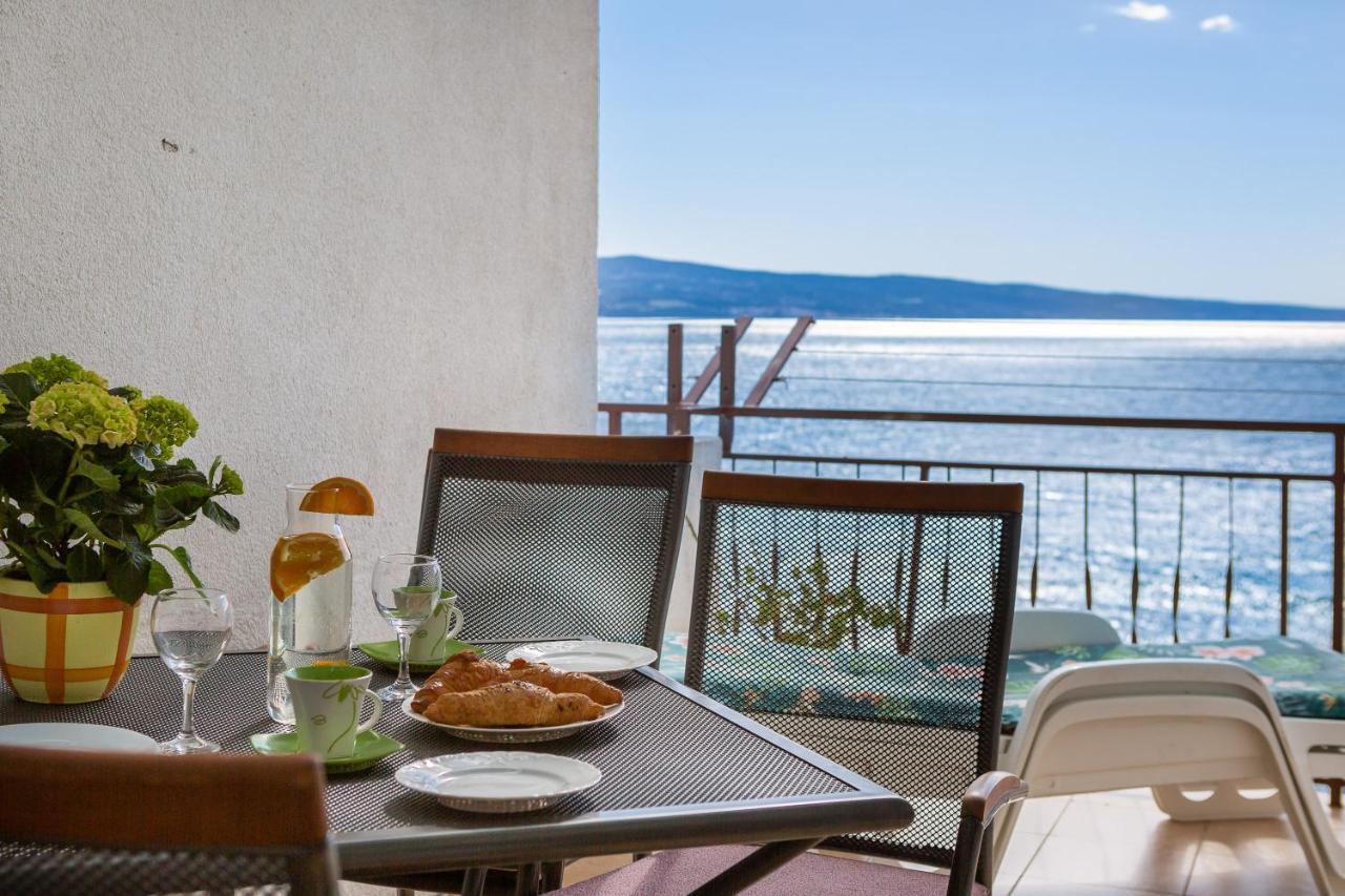 Adriatic Beach Suites Omis Exterior photo