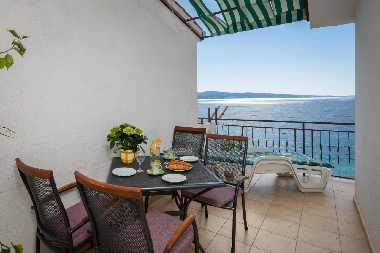 Adriatic Beach Suites Omis Exterior photo